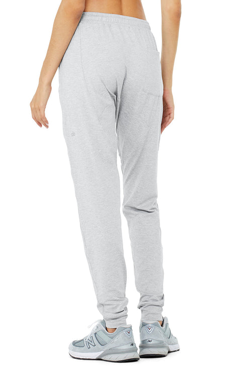 alo Women's Conquer Revitalize Pant - Athletic Heather Grey