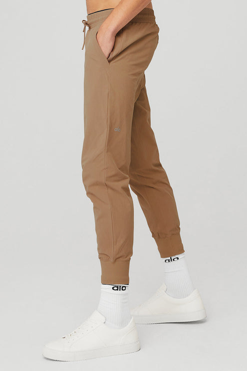 alo Men's Co-Op 7/8 Pant - Gravel