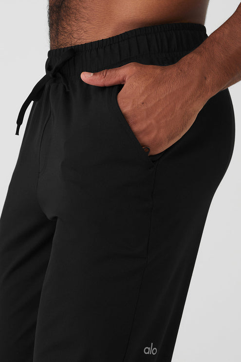 alo Men's Conquer Pulse Pant - Black