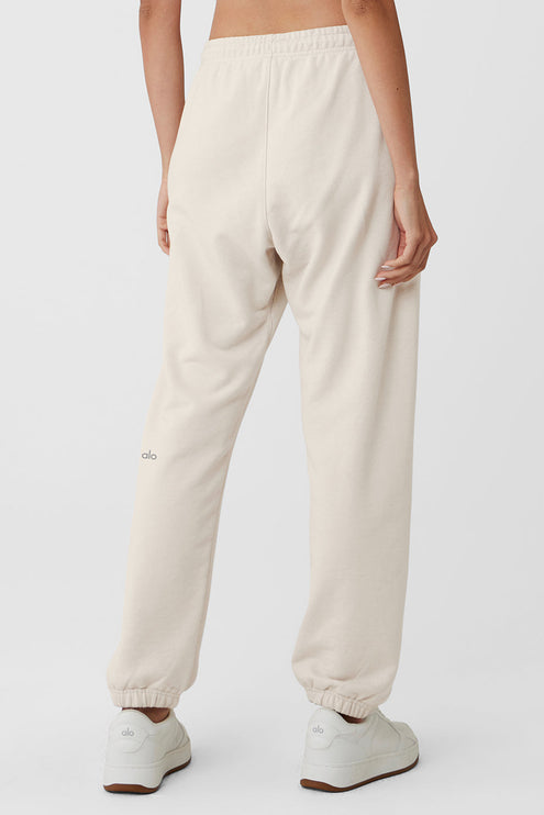 alo Women's Chill Sweatpant - Bone