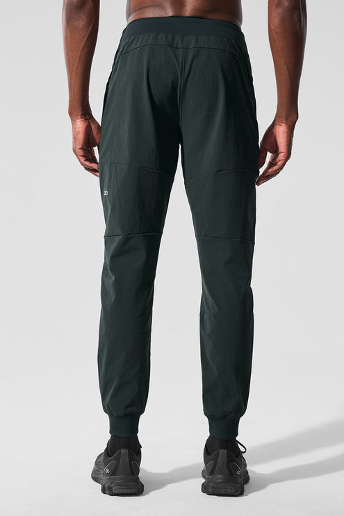alo Men's Co-Op Pant - Charcoal Green