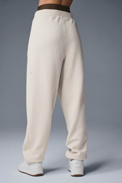 alo Women's Triumph Restore Sweatpant - Bone