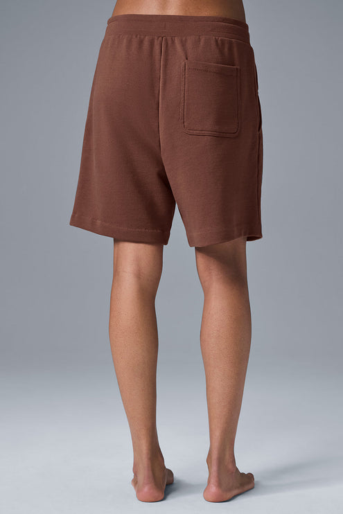 alo Women's Chill Short - Chestnut