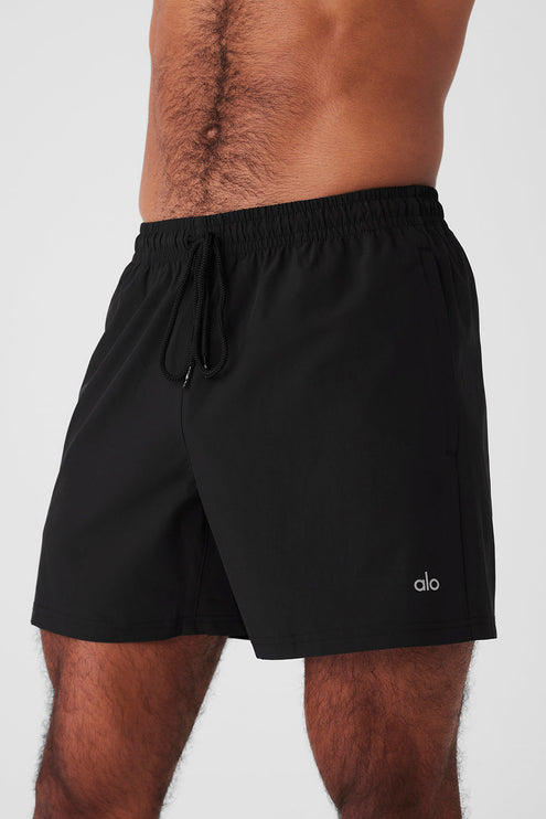 alo Men's 7" Circuit Short - Black