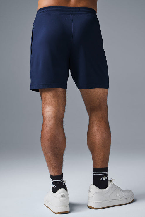 alo Men's 7" Conquer React Performance Short - Navy