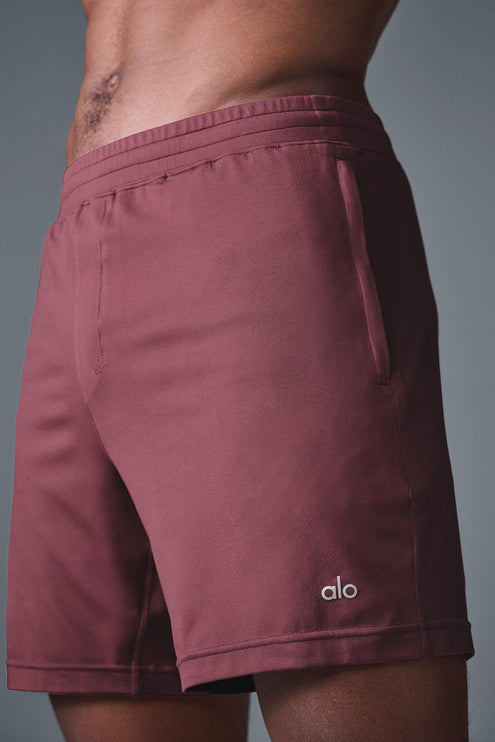 alo Men's 7" Conquer React Performance Short - Burgundy Truffle