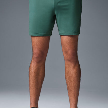 alo Men's 7" Conquer React Performance Short - Winter Ivy