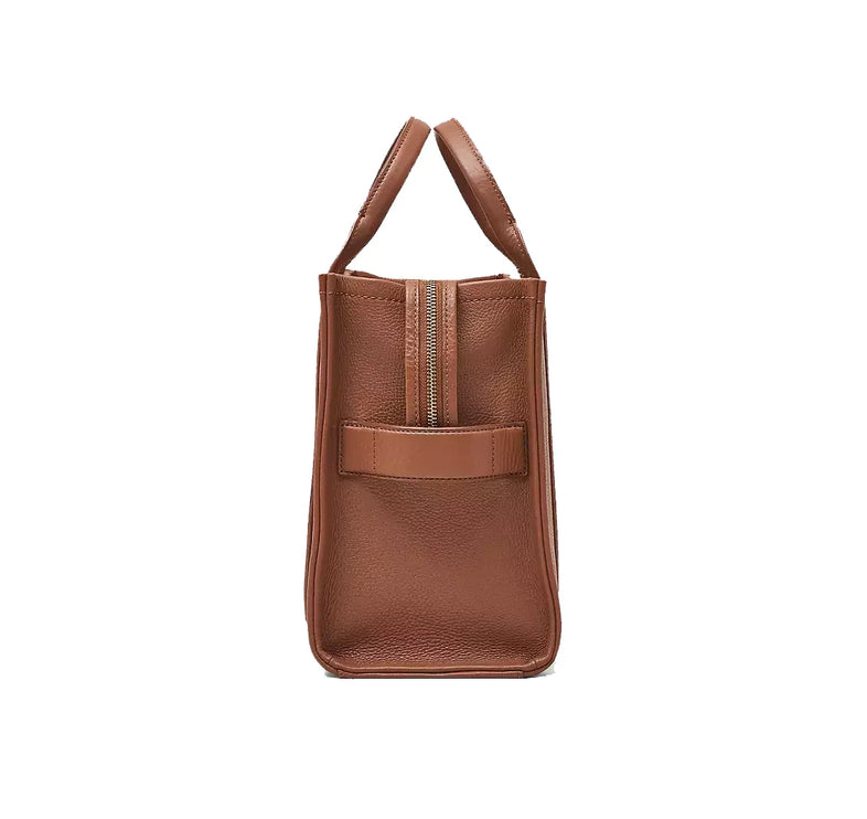 Marc Jacobs Women's The Leather Medium Tote Bag Argan Oil - Ready to Ship