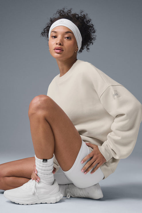 alo Women's Renown Heavy Weight Crew Neck Pullover - Bone