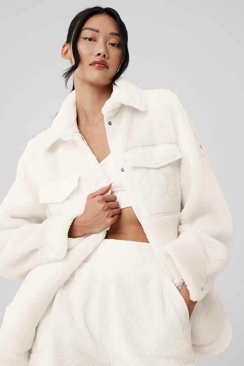 alo Women's Sherpa Edge Shacket - Ivory