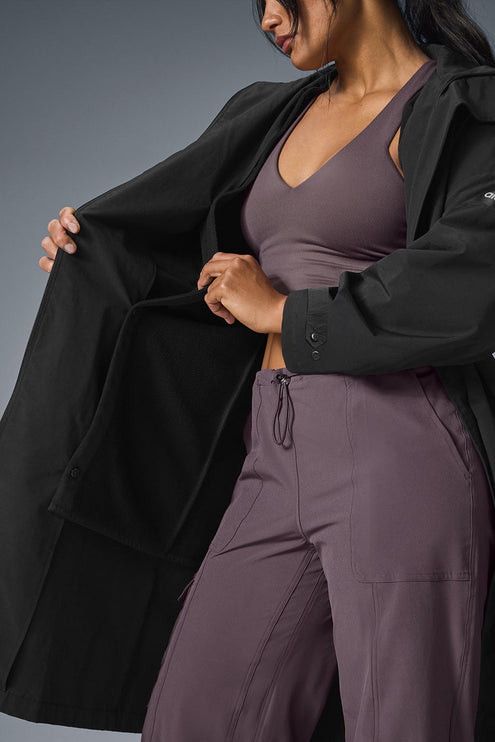 alo Women's Crinkle On The Move Trench - Black