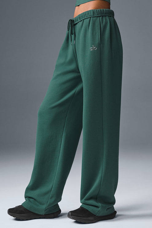 alo Women's Accolade Straight Leg Sweatpant - Winter Ivy