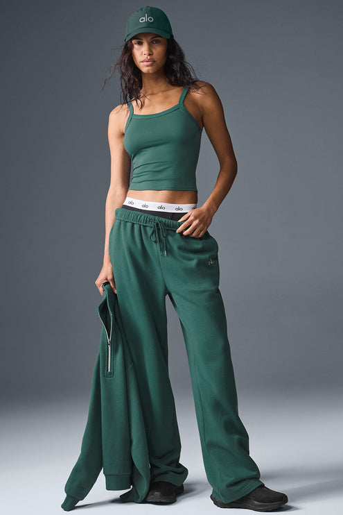 alo Women's Accolade Straight Leg Sweatpant - Winter Ivy