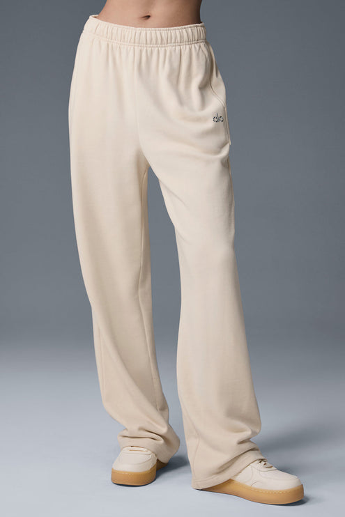 alo Women's Accolade Straight Leg Sweatpant - Oat Milk