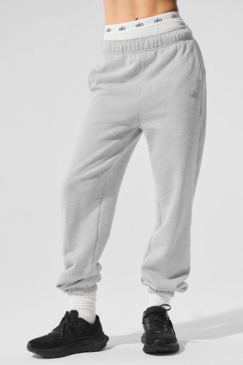 alo Women's Accolade Sweatpant - Athletic Heather Grey