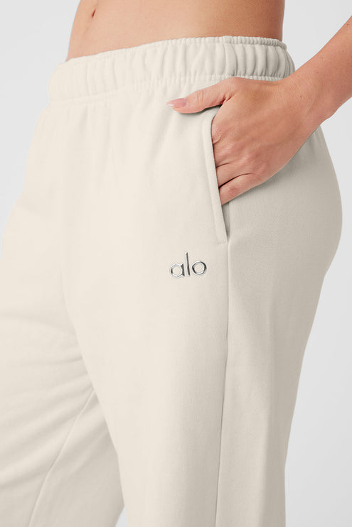 alo Women's Accolade Sweatpant - Bone