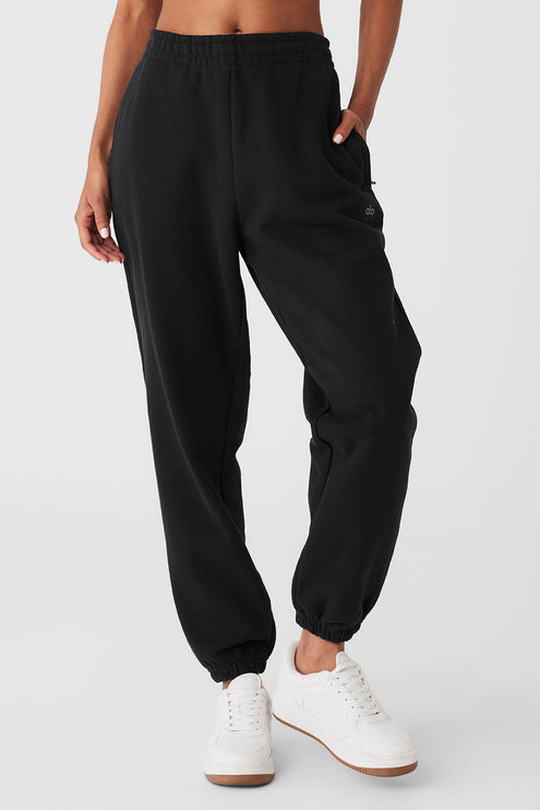 alo Women's Cuffed Renown Heavy Weight Sweatpant - Black