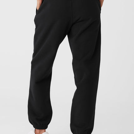 alo Women's Cuffed Renown Heavy Weight Sweatpant - Black