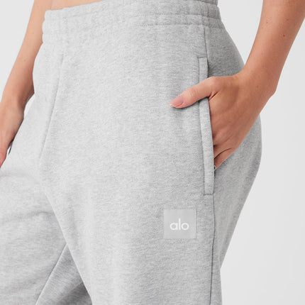 alo Women's Cuffed Renown Heavy Weight Sweatpant - Athletic Heather Grey