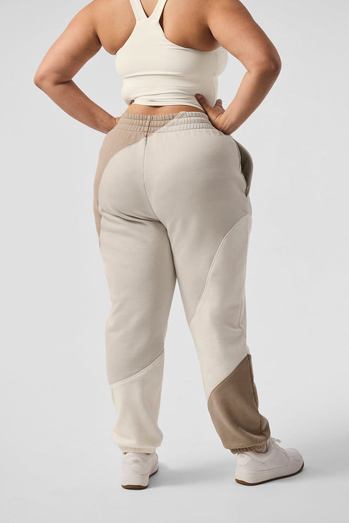 alo Women's Make Waves Sweatpant - Ivory/Bone/Gravel