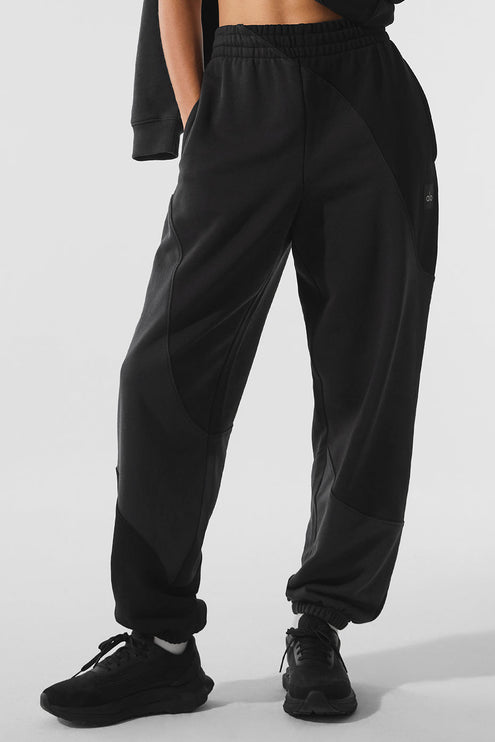 alo Women's Make Waves Sweatpant - Vintage Black Tonal