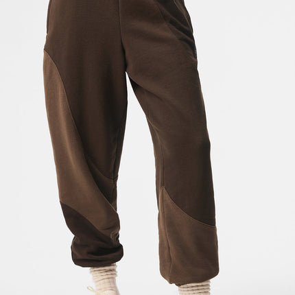 alo Women's Make Waves Sweatpant - Espresso Tonal
