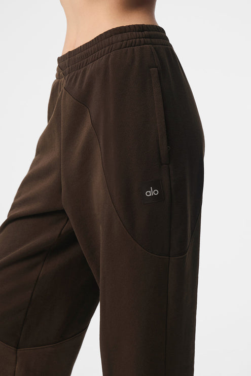 alo Women's Make Waves Sweatpant - Espresso Tonal