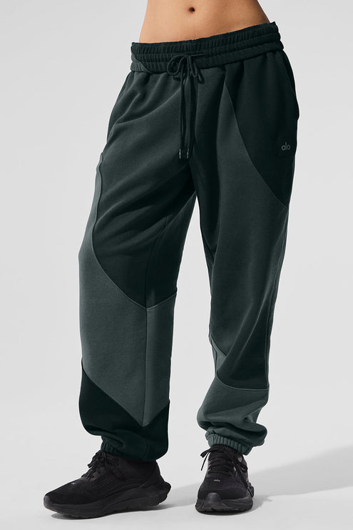 alo Women's Make Waves Sweatpant - Charcoal Green Tonal