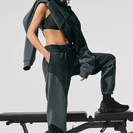 alo Women's Make Waves Sweatpant - Charcoal Green Tonal