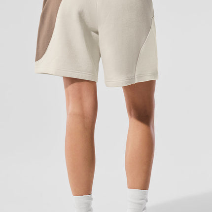 alo Women's 7" Make Waves Short - Ivory/Bone/Gravel