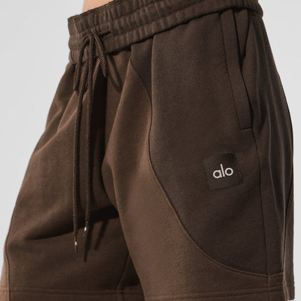 alo Women's 7" Make Waves Short - Espresso Tonal