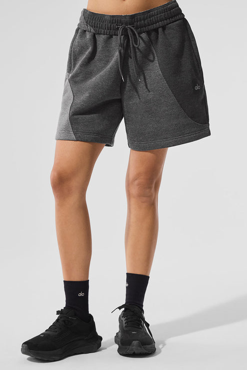 alo Women's 7" Make Waves Short - Dark Heather Grey Tonal