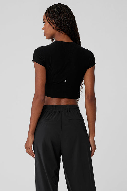 alo Women's Ribbed Sea Coast Cropped Short Sleeve Tee - Black