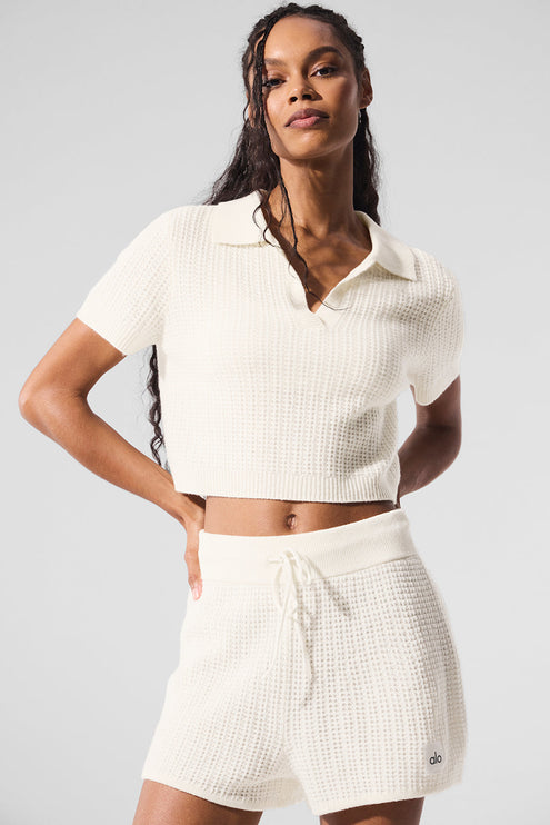 alo Women's Cashmere Plush Waffle Polo Tee - Ivory