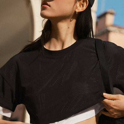 alo Women's Mesh Cropped Mirage Tee - Black