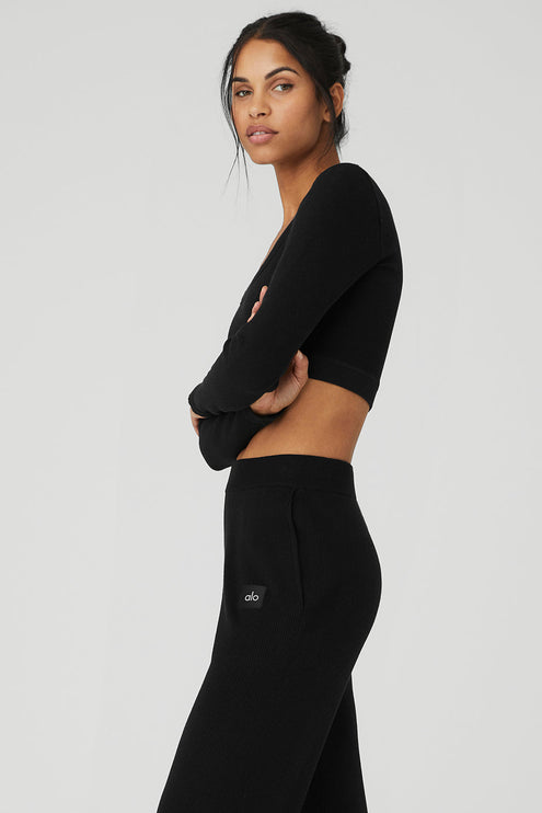 alo Women's Seamless Ribbed Cropped Serene Long Sleeve - Black