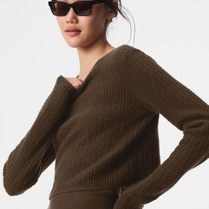 alo Women's Cashmere Plush Waffle Cropped Long Sleeve - Espresso