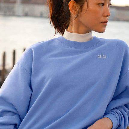 alo Women's Accolade Crew Neck Pullover - Crystal Clear Blue