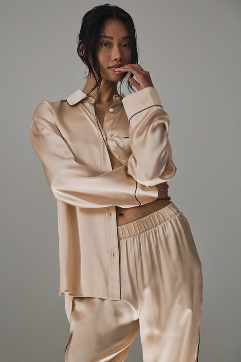 alo Women's Courchevel Silk Button Down - Champagne Pop/Black