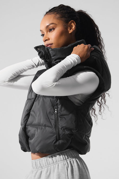 alo Women's Gold Rush Puffer Vest - Black