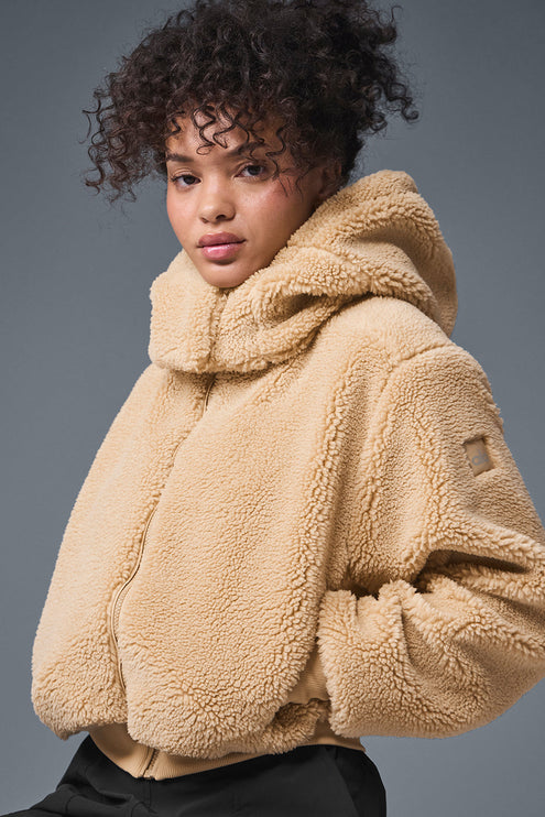 alo Women's Foxy Sherpa Jacket - Camel