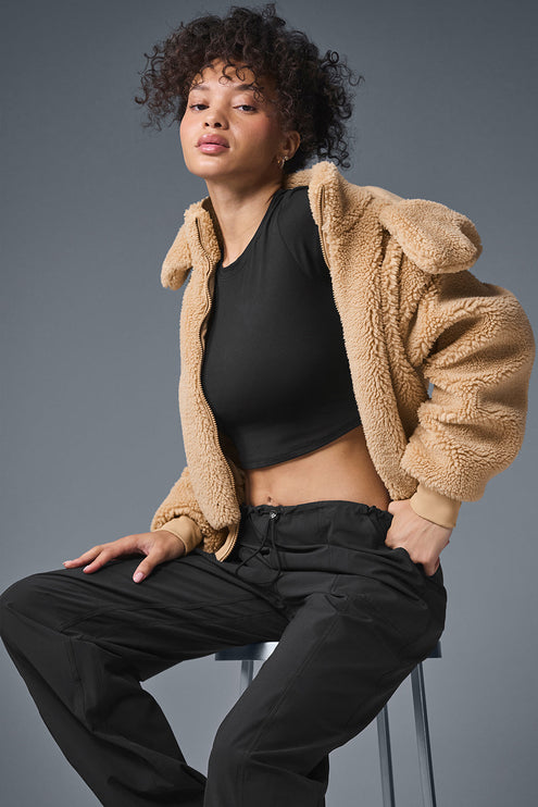 alo Women's Foxy Sherpa Jacket - Camel