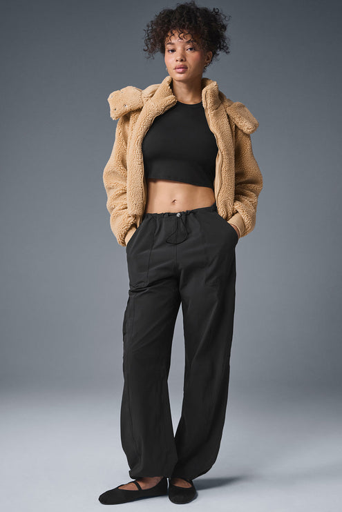 alo Women's Foxy Sherpa Jacket - Camel