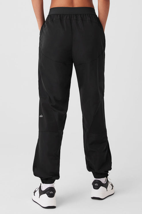 alo Women's Mixed Media Reinvention Jogger - Black