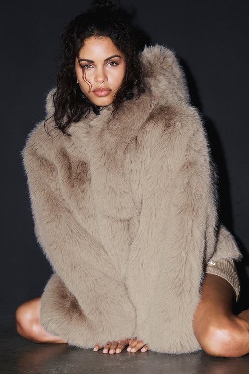 alo Women's Opulent Faux Fur Statement Jacket - Oat