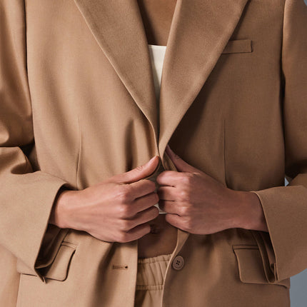 alo Women's First-Class Blazer - Toasted Almond