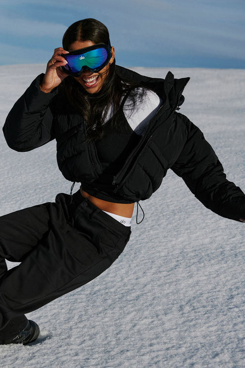 alo Women's Glacier Puffer - Black