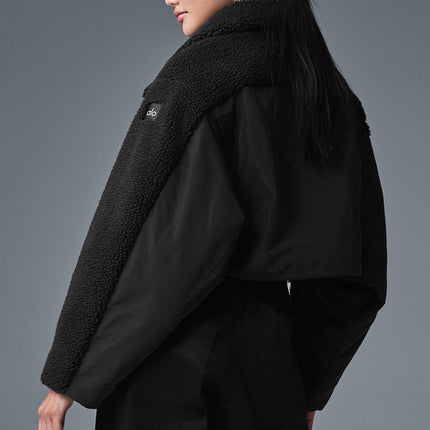 alo Women's Sherpa Cozy Escape Puffer - Black/Black