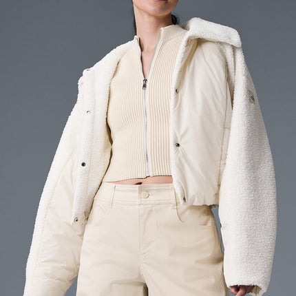 alo Women's Sherpa Cozy Escape Puffer - Ivory/Ivory