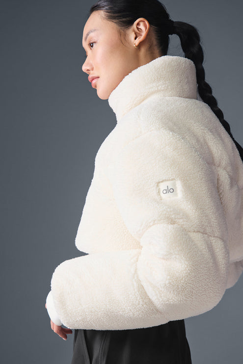 alo Women's Sherpa Main Act Corset Puffer - Ivory